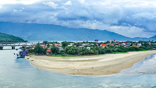 海灵菇越南岘港的灵姑湾背景