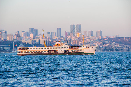 土耳其伊斯坦布尔赫鲁博兹海峡蓝色高清图片素材