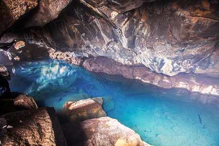 冰岛蓝湖温泉的自然美景背景图片