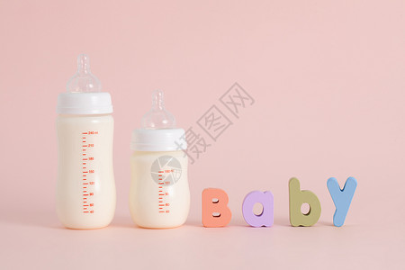 婴儿奶瓶奶粉哺乳高清图片