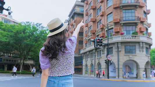 旅行博主武康路街拍美女高清图片素材