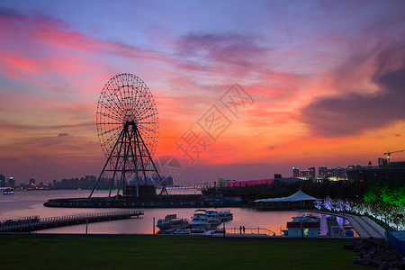 夜空下的摩天轮苏州金鸡湖摩天轮傍晚晚霞夜景背景