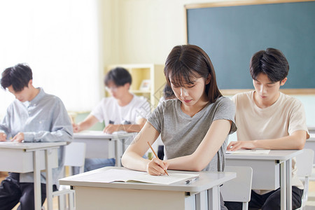 学生考试场景大学生高清图片素材