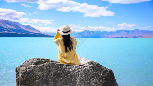 小清新帽子新西兰湖边女孩背影背景