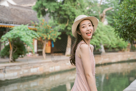 青春写真夏日美女古镇旅游背景