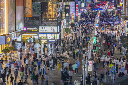 二手车交易市场城市夜经济地摊经济背景