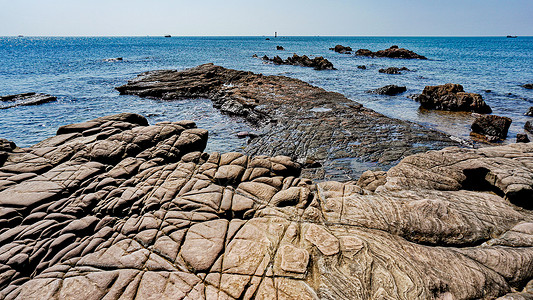 广西北海防城港怪石滩海上赤壁岩石高清图片素材