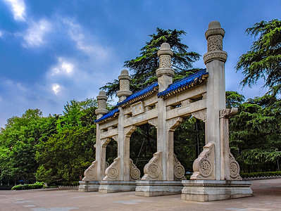 南京中山陵博爱牌坊背景图片