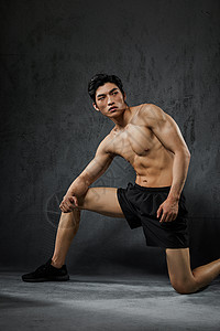 运动男性肌肉展示线条高清图片素材