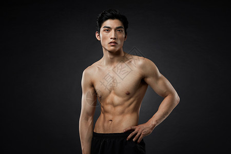 运动男性肌肉展示东亚人高清图片素材