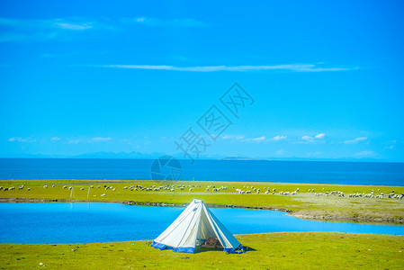 湖边美景青海湖帐篷露营背景