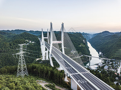 钢索桥楠木渡乌江大桥背景