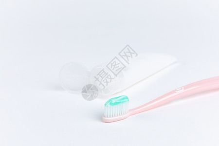 牙刷与牙膏背景图片