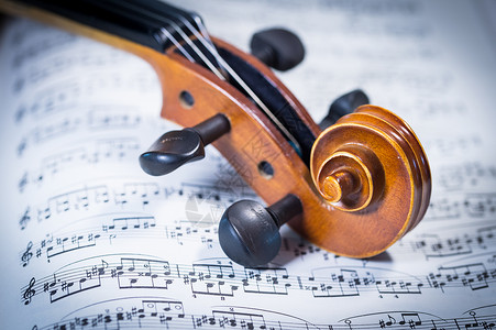 复古小提琴与乐谱音乐高清图片素材
