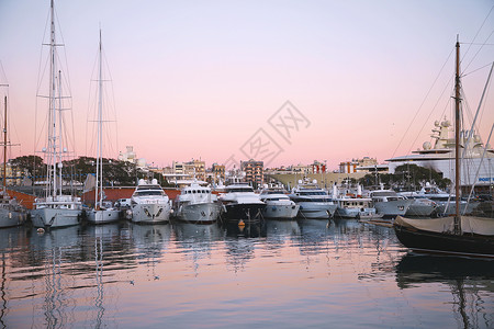 巴塞罗那游艇码头图片
