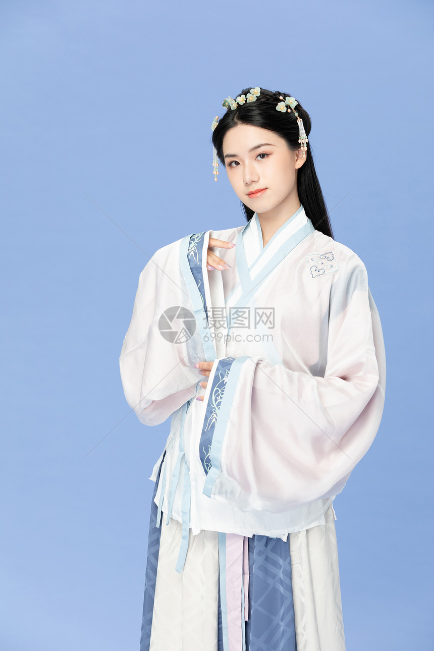  古风汉服美女遮袖子图片