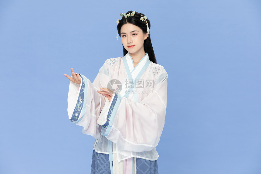  古风汉服美女遮袖子图片