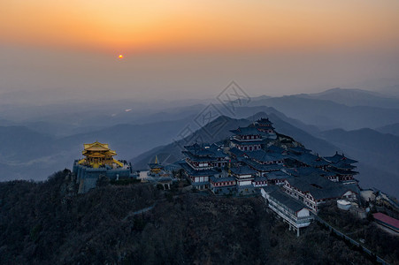 随州大洪山金顶日出背景