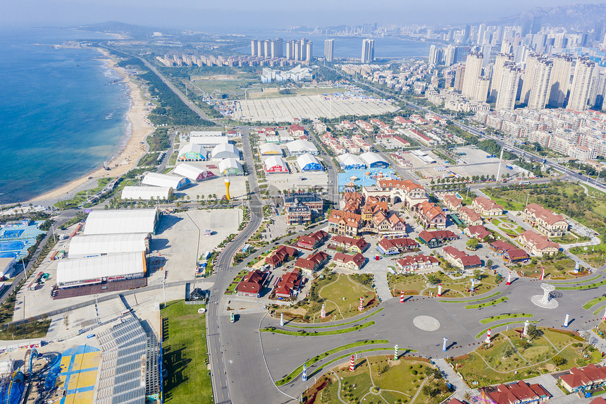 青岛西海岸新区啤酒广场航拍全景图片