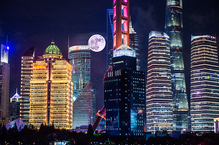 中秋节和国庆节中秋节上海外滩夜景背景