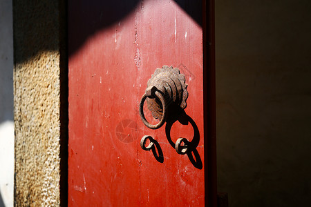 古建筑的门栓图片
