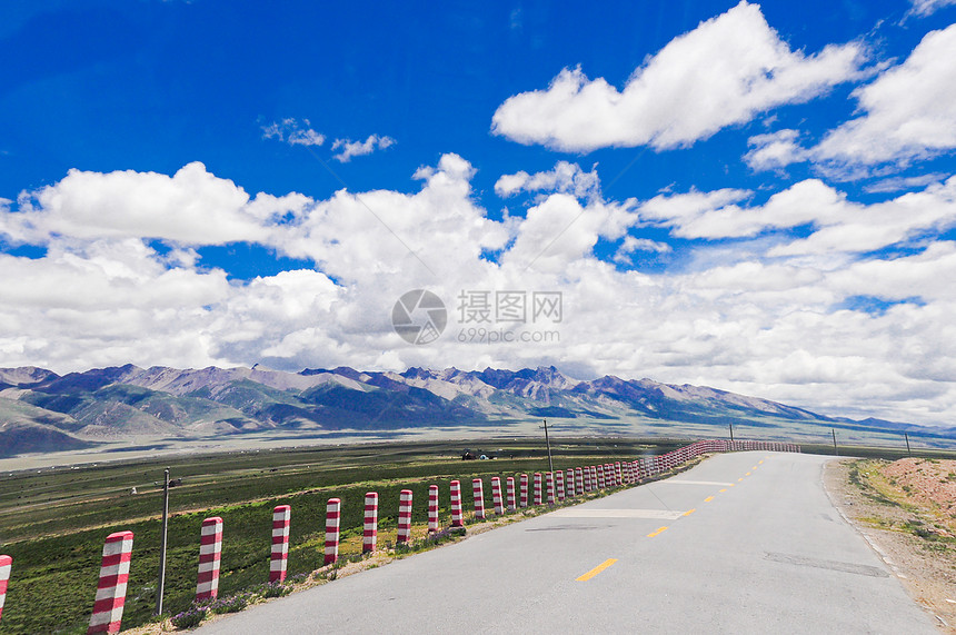 西藏高原之路图片