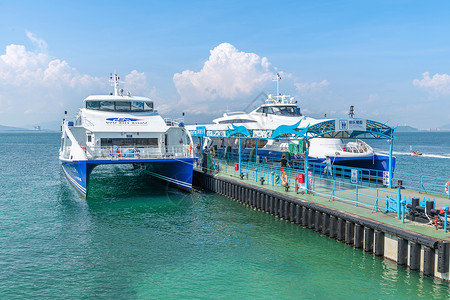 三亚蜈支洲岛的夏季码头高清图片