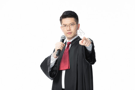 男性律师拿话筒辩护发言法律高清图片素材