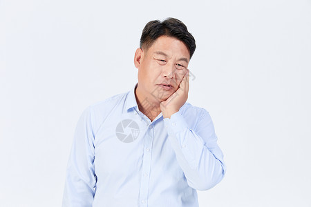 爱牙日男性图片牙痛的中年男性背景