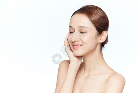 女性面部护肤水润保湿滋润高清图片素材