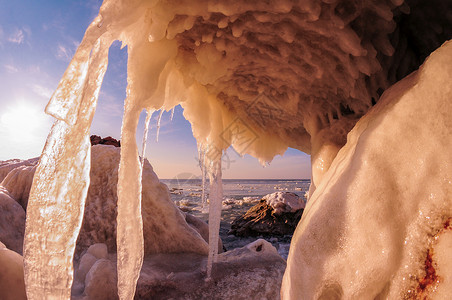 大连海岸冬天海冰风光图片
