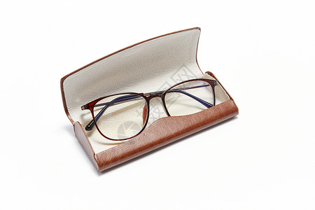 复古框架近视眼镜和眼镜盒背景