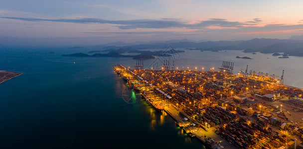 贸易发展深圳盐田港港口货轮航拍背景