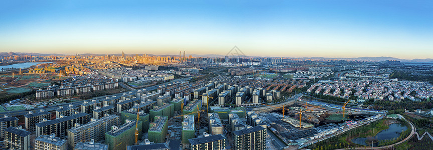 全景航拍昆明城市建筑群天际线图片