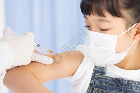 儿童疫苗宣传日打针的小女孩接种疫苗背景