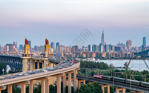 轨道工程南京长江大桥背景