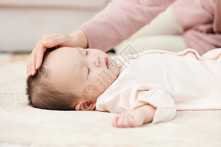 睡着的可爱婴儿宝宝关爱高清图片素材