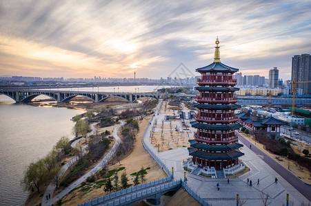 朱茵河南洛阳朱樱塔背景