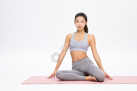 女性瑜伽锻炼瘦身图片