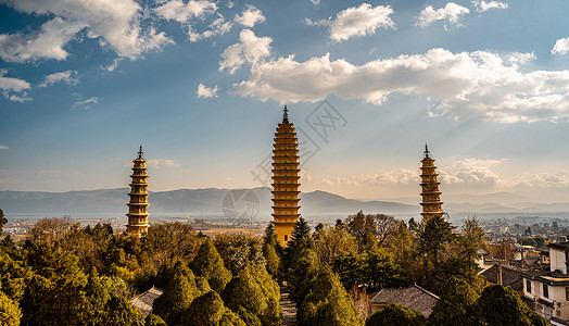 云南大理崇圣寺冬季晴空三塔古建筑高清图片素材