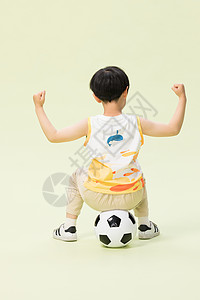 童真小男孩玩足球可爱高清图片素材