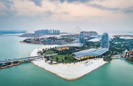 迪拜警车海南瞻洲市海花岛双子塔酒店背景