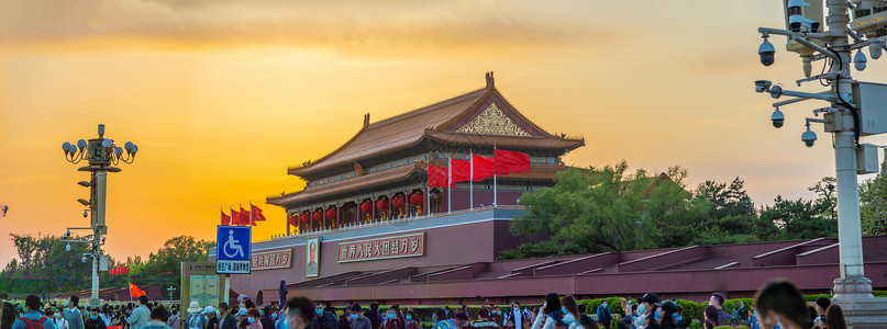 夕阳夜幕下的北京天安门广场背景图片