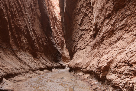 新疆天山神秘大峡谷图片