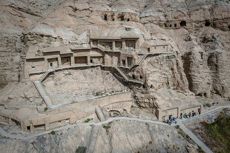 新疆库车克孜尔石窟高清图片