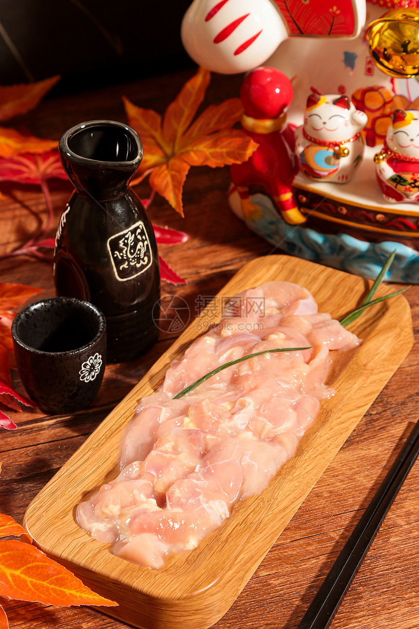 日本寿喜锅鸡腿肉图片