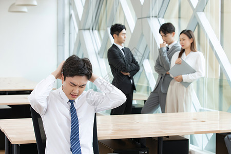 商务男性职场焦虑烦恼图片