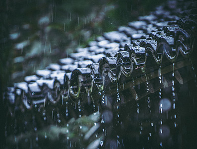 屋檐雨滴图片南京甘熙故居夏天下雨的屋檐背景