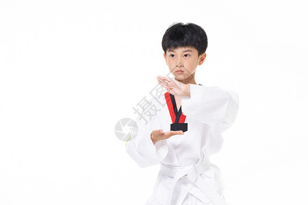 【精】小男孩练习跆拳道图片