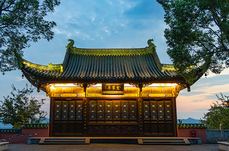 庄严大气重庆地标建筑鸿恩寺背景